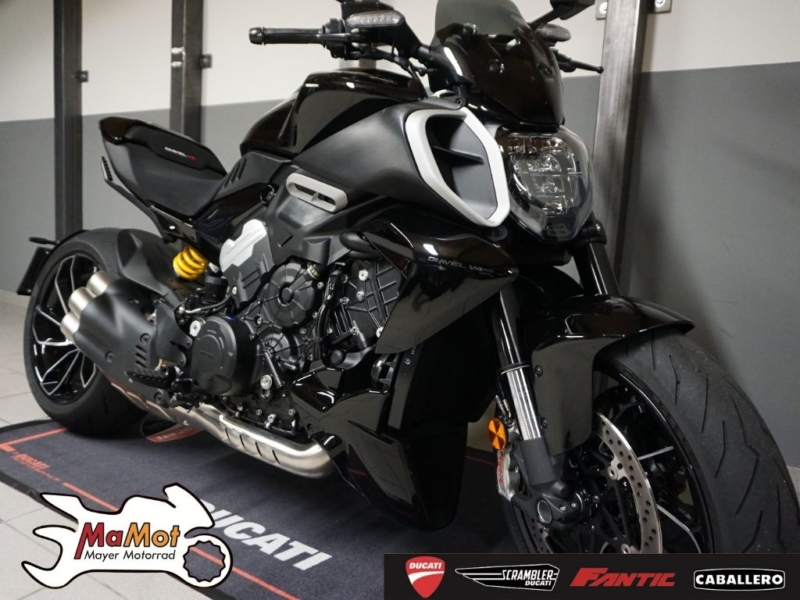 DUCATI DIAVEL V4 – VORFÜHRER