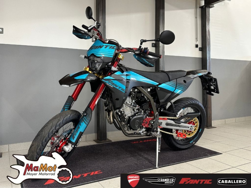 Fantic XMF 125 Competition azzuro