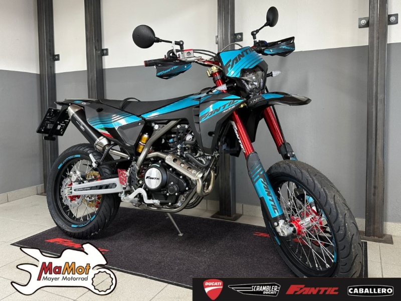 Fantic XMF 125 Competition azzuro