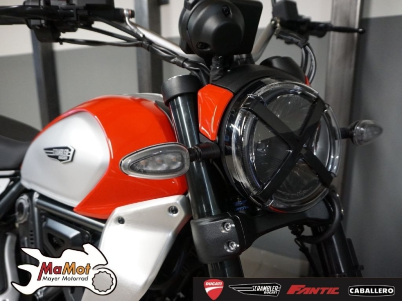 DUCATI SCRAMBLER ICON 800 2G GELB