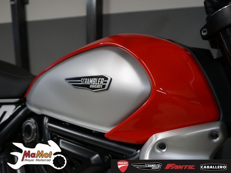 DUCATI SCRAMBLER ICON 800 2G GELB