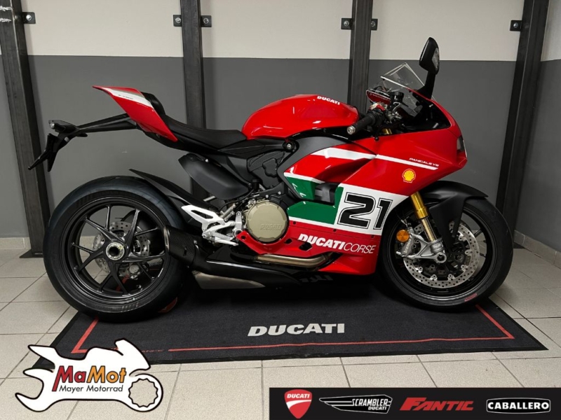 DUCATI PANIGALE V2 BAYLISS