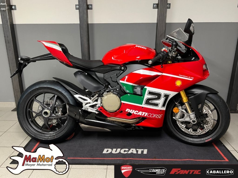 DUCATI PANIGALE V2 BAYLISS